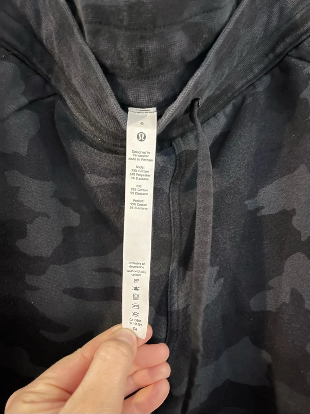 Lululemon Scuba High-Rise Cropped Jogger Heritage 365 Camo Deep Coal Multi